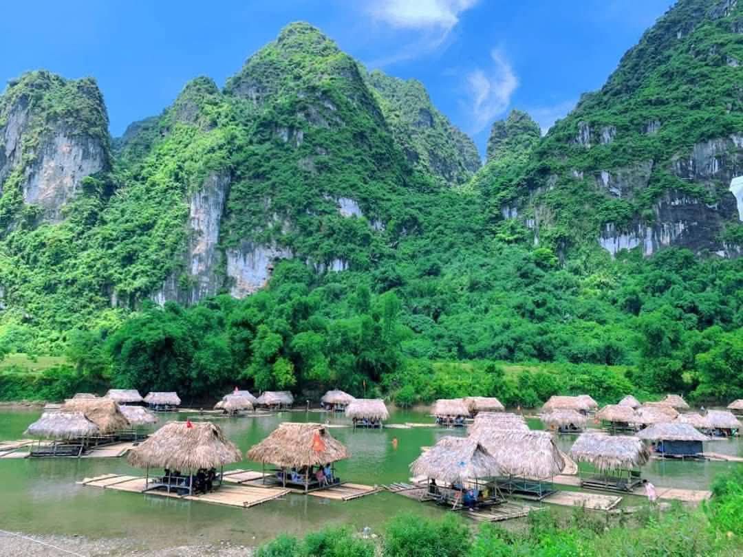 Những Kinh Nghiệm Tổ Chức Team Building Khi Đi Tour Nà Bờ 2 Ngày 1 Đêm