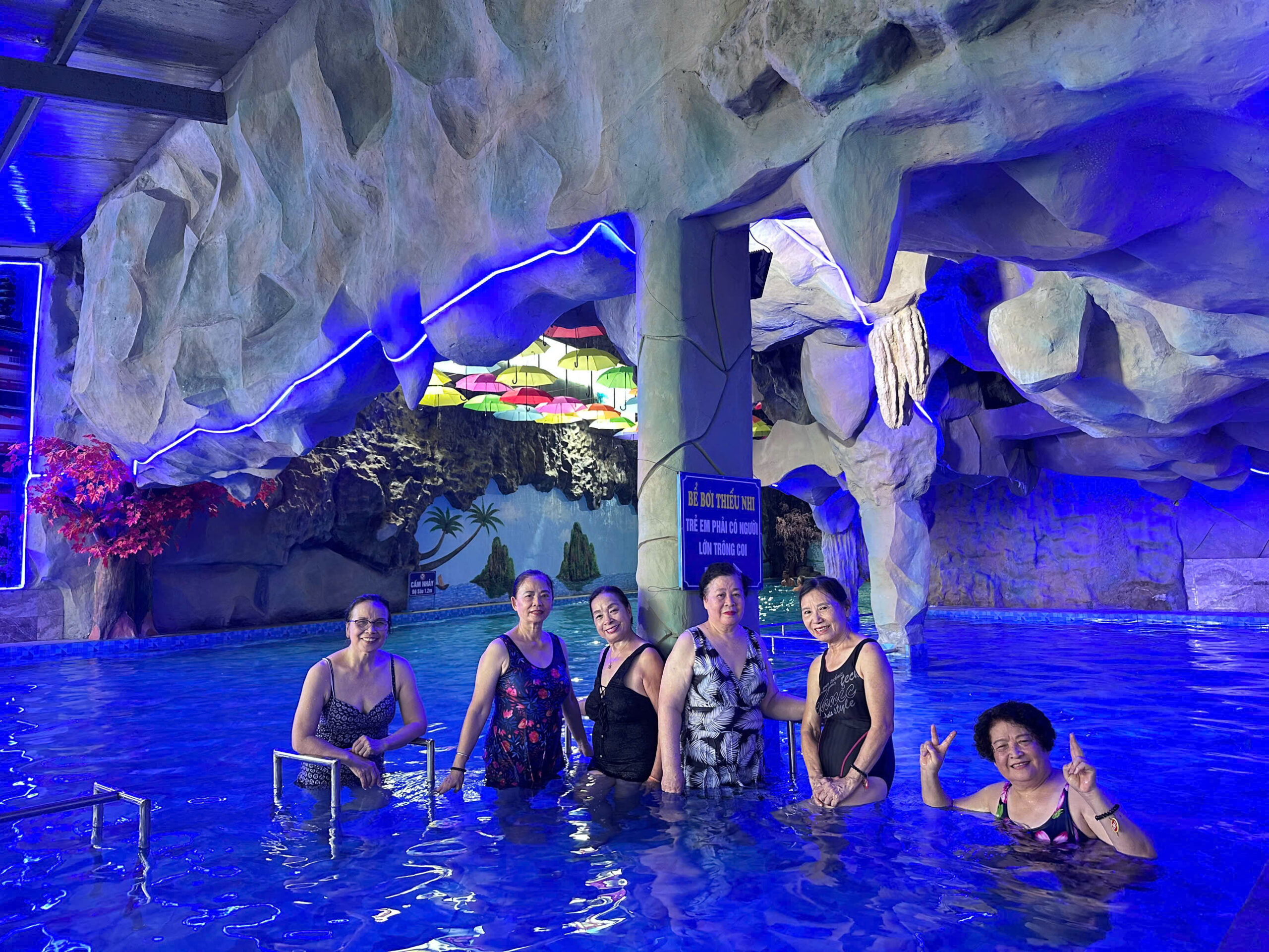 Z6899578209616 3089c3583f872a7f3d9935474d9bd85a