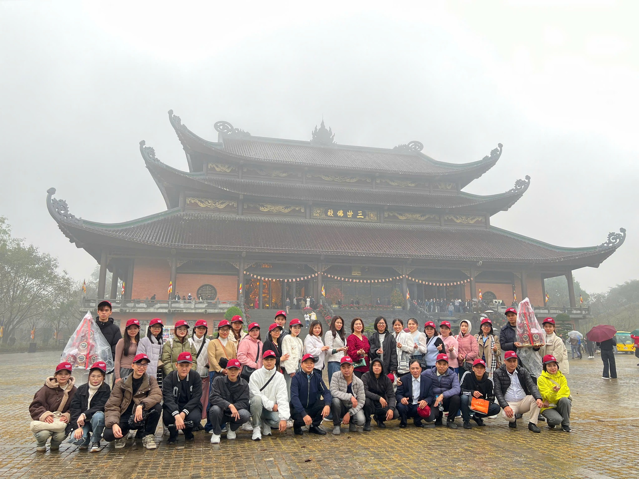 Chi Phí Tour Chùa Bái Đính 1 Ngày Trọn Gói Bao Gồm Những Gì